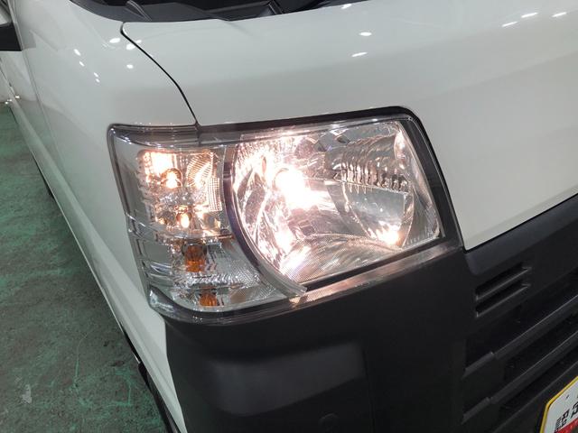 ハイゼットカーゴスペシャル 走行4251キロ/車検整備付/5MT一年保証・走行距離無制限走4251キロ 車検整備付 助手席エアバック 純正カーペットマット クリアランスソナー オートライト アイドリングストップ(埼玉県)の中古車