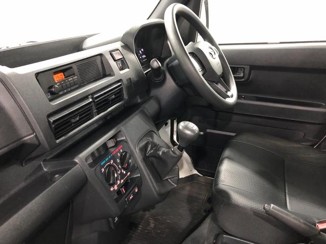 ハイゼットカーゴスペシャル 走行4251キロ/車検整備付/5MT一年保証・走行距離無制限走4251キロ 車検整備付 助手席エアバック 純正カーペットマット クリアランスソナー オートライト アイドリングストップ(埼玉県)の中古車