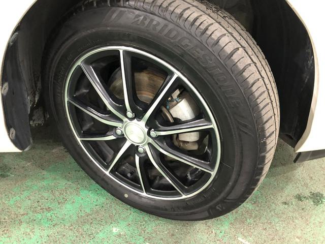 アクアＳ　走行８９７９８キロ／ワンセグナビ／ブルートゥース／マット１年保証距離無制限　走行距離８９７９８キロ　ワンセグナビ　ブルートゥース　マット　助手席エアバッグ　オートライト　プッシュボタンスタート（埼玉県）の中古車