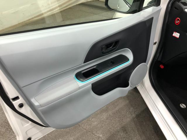 アクアＳ　走行８９７９８キロ／ワンセグナビ／ブルートゥース／マット１年保証距離無制限　走行距離８９７９８キロ　ワンセグナビ　ブルートゥース　マット　助手席エアバッグ　オートライト　プッシュボタンスタート（埼玉県）の中古車