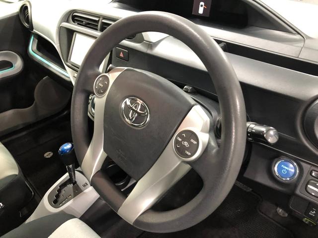 アクアＳ　走行８９７９８キロ／ワンセグナビ／ブルートゥース／マット１年保証距離無制限　走行距離８９７９８キロ　ワンセグナビ　ブルートゥース　マット　助手席エアバッグ　オートライト　プッシュボタンスタート（埼玉県）の中古車