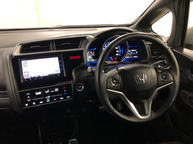 フィットハイブリッドＳパッケージ　走行７０２５２キロ／ナビ／バックカメラ一年保証・走行距離無制限走行７０２５２キロ　ワンセグナビ　ＥＴＣ　バックカメラ　ブルートゥース　オートライト　ＬＥＤヘッドライト（埼玉県）の中古車