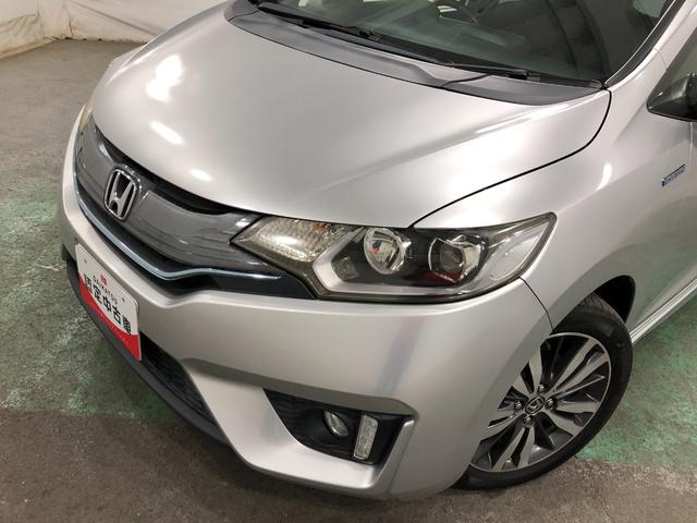 フィットハイブリッドＳパッケージ　走行７０２５２キロ／ナビ／バックカメラ一年保証・走行距離無制限走行７０２５２キロ　ワンセグナビ　ＥＴＣ　バックカメラ　ブルートゥース　オートライト　ＬＥＤヘッドライト（埼玉県）の中古車