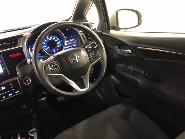 フィットハイブリッドＳパッケージ　走行７０２５２キロ／ナビ／バックカメラ一年保証・走行距離無制限走行７０２５２キロ　ワンセグナビ　ＥＴＣ　バックカメラ　ブルートゥース　オートライト　ＬＥＤヘッドライト（埼玉県）の中古車