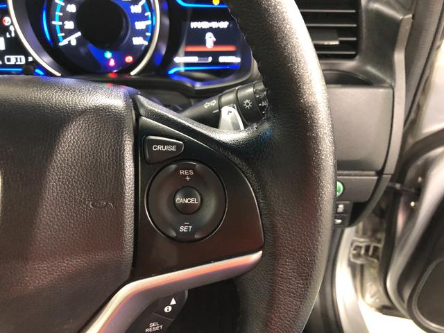 フィットハイブリッドＳパッケージ　走行７０２５２キロ／ナビ／バックカメラ一年保証・走行距離無制限走行７０２５２キロ　ワンセグナビ　ＥＴＣ　バックカメラ　ブルートゥース　オートライト　ＬＥＤヘッドライト（埼玉県）の中古車