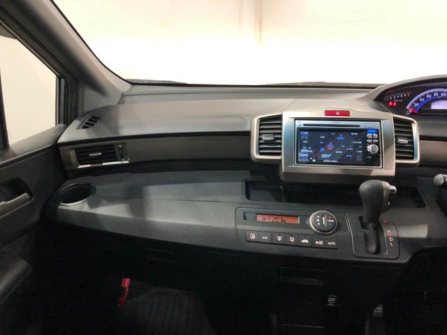 フリードスパイクＧ　ジャストセレクション　走行５３３５４キロ／タイヤ４本交換一年保証・走行距離無制限走行５３３５４キロ　タイヤ４本交換　ワンセグナビ　助手席エアバック　純正カーペットマット　片側電動スライドドア（埼玉県）の中古車