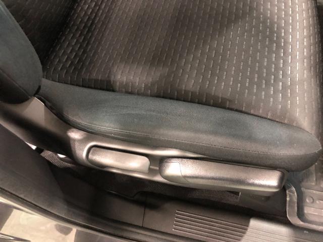 フリードスパイクＧ　ジャストセレクション　走行５３３５４キロ／タイヤ４本交換一年保証・走行距離無制限走行５３３５４キロ　タイヤ４本交換　ワンセグナビ　助手席エアバック　純正カーペットマット　片側電動スライドドア（埼玉県）の中古車