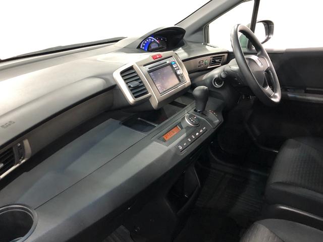 フリードスパイクＧ　ジャストセレクション　走行５３３５４キロ／タイヤ４本交換一年保証・走行距離無制限走行５３３５４キロ　タイヤ４本交換　ワンセグナビ　助手席エアバック　純正カーペットマット　片側電動スライドドア（埼玉県）の中古車