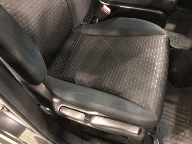 フリードスパイクＧ　ジャストセレクション　走行５３３５４キロ／タイヤ４本交換一年保証・走行距離無制限走行５３３５４キロ　タイヤ４本交換　ワンセグナビ　助手席エアバック　純正カーペットマット　片側電動スライドドア（埼玉県）の中古車