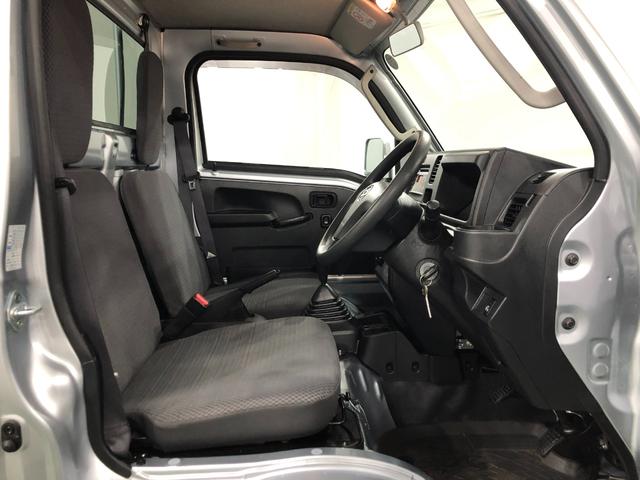 ハイゼットトラックＥＸＴ　走行５５０５３キロ／ＭＴ／ＣＤチューナー／荷台作業灯１年保証距離無制限　走行距離５５０５３キロ　マニュアル　ＣＤチューナー　純正フロアマット　助手席エアバッグ　キーレスエントリー　荷台作業灯　ドリンクホルダー　キーレスエントリー（埼玉県）の中古車