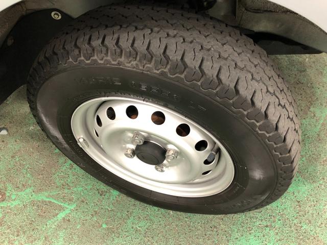 ハイゼットトラックスタンダード　走行３９９８４キロ／ＥＴＣ一年保証・走行距離無制限走行３９９８４キロ　純正カーペットマット　ＥＴＣ　ＡＭＦＭラジオ　エアコン　パワステ　板キー　オートマ（埼玉県）の中古車