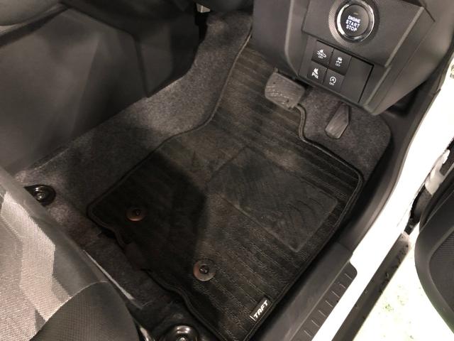 タフトGターボ ダーククロムベンチャー 走行4218キロ/マット純正マット サイドエアバッグ LEDヘッドランプ アイドリングストップ シートヒーター オート格納式ドアミラー プッシュボタンスタート 電動パーキングブレーキ1年保証距離無制限 走行距離4218キロ(東京都)の中古車