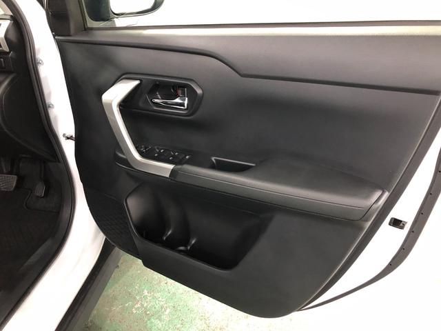 ロッキープレミアムＧ　ＨＥＶ　走行７４４９キロ／ナビ／ドラレコ一年保証・走行距離無制限走行７４４９キロ　フルセグナビ　ブルートゥース　全周囲カメラ　ドラレコ　クリアランスソナー　オートライト　ＬＥＤヘッドライト　シートヒーター（埼玉県）の中古車