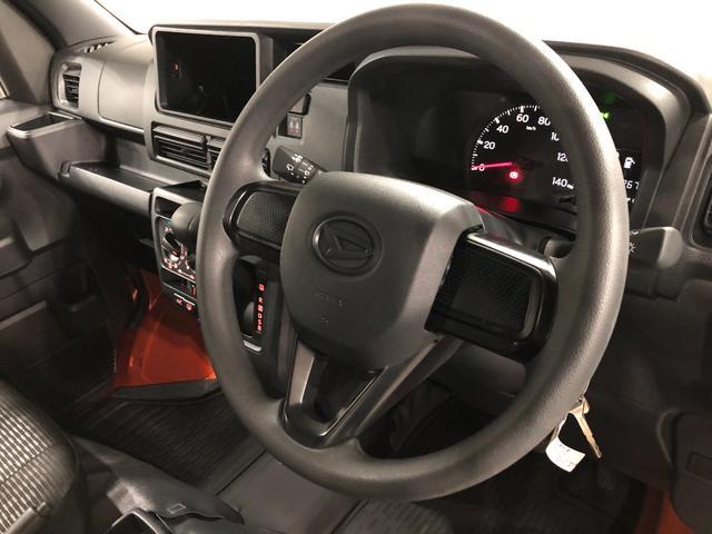 ハイゼットカーゴＤＸ　走行２６７１キロ／クリアランスソナー一年保証・走行距離無制限　走行２６７１キロ　助手席エアバック　オートライト　クリアランスソナー　アイドリングストップ　助手席エアバック（埼玉県）の中古車