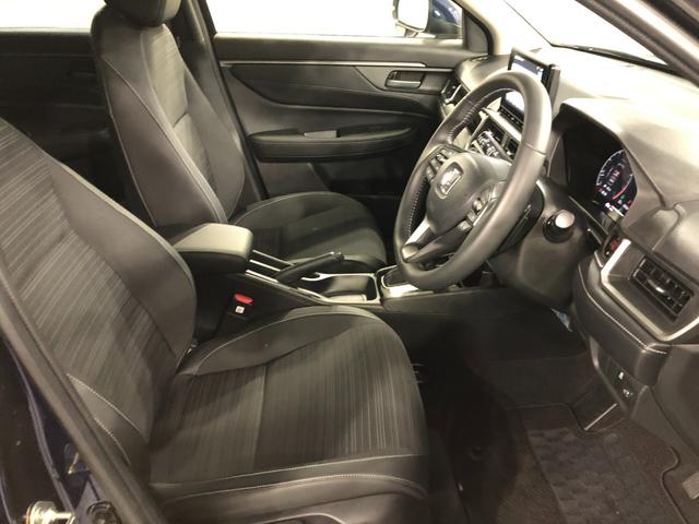 ＷＲ−ＶＺ　走行３６６６キロ／フルセグナビ／バックカメラ／ドラレコ１年保証距離無制限　走行距離３６６６キロ　フルセグナビ　バックカメラ　ブルートゥース　ドラレコ　純正マット　助手席エアバッグ　オートライト　ＬＥＤヘッドランプ　電動格納式ドアミラー（埼玉県）の中古車