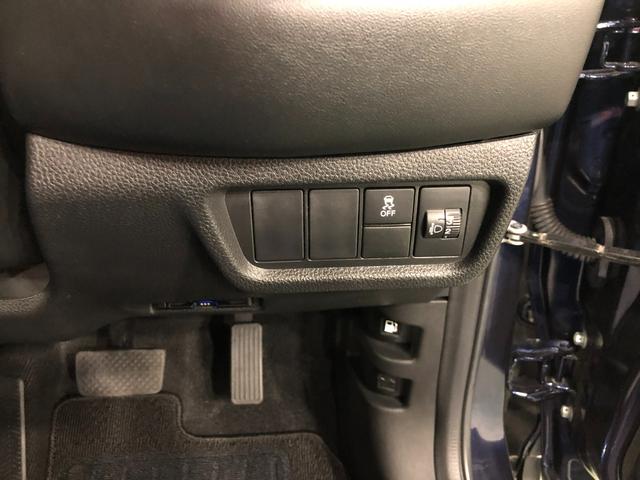 ＷＲ−ＶＺ　走行３６６６キロ／フルセグナビ／バックカメラ／ドラレコ１年保証距離無制限　走行距離３６６６キロ　フルセグナビ　バックカメラ　ブルートゥース　ドラレコ　純正マット　助手席エアバッグ　オートライト　ＬＥＤヘッドランプ　電動格納式ドアミラー（埼玉県）の中古車