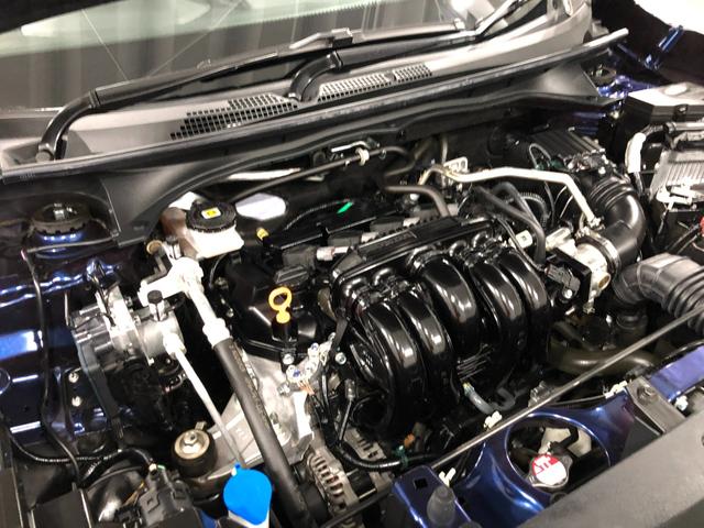 ＷＲ−ＶＺ　走行３６６６キロ／フルセグナビ／バックカメラ／ドラレコ１年保証距離無制限　走行距離３６６６キロ　フルセグナビ　バックカメラ　ブルートゥース　ドラレコ　純正マット　助手席エアバッグ　オートライト　ＬＥＤヘッドランプ　電動格納式ドアミラー（埼玉県）の中古車