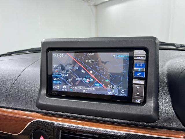 コペンセロ　ＭＴ／走行１６３７４キロ／フルセグナビ／ＨＫＳマフラー１年保証距離無制限　走行距離１６３７４キロ　フルセグナビ　ブルートゥース　純正マット　助手席エアバッグ　ＬＥＤヘッドランプ　アイドリングストップ　シートヒーター（埼玉県）の中古車