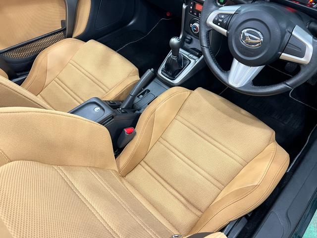 コペンセロ　ＭＴ／走行１６３７４キロ／フルセグナビ／ＨＫＳマフラー１年保証距離無制限　走行距離１６３７４キロ　フルセグナビ　ブルートゥース　純正マット　助手席エアバッグ　ＬＥＤヘッドランプ　アイドリングストップ　シートヒーター（埼玉県）の中古車