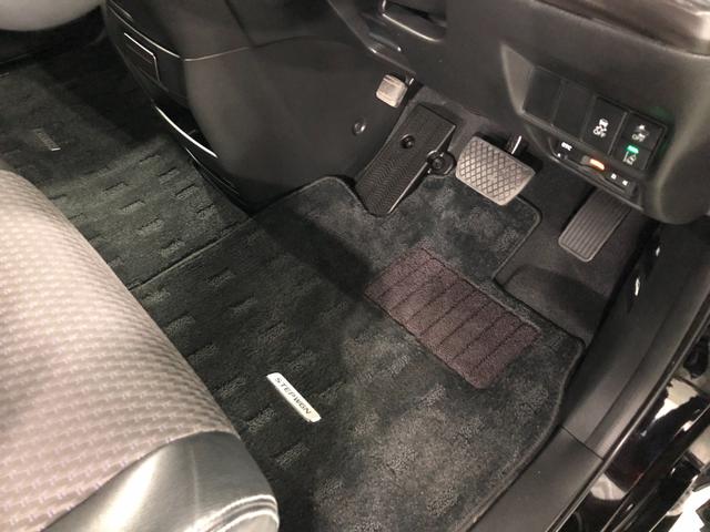 ステップワゴンスパーダスパーダ・クールスピリット　走行１９２０９キロ／ナビ一年保証・走行距離無制限走行１９２０９キロ　フルセグナビ　ブルートゥース　ドラレコ　ＥＴＣ　後席モニター　オートライト　ＬＥＤヘッドライト　シートヒーター　両側電動スライドドア（埼玉県）の中古車