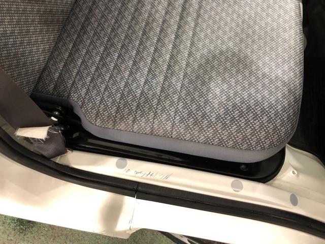 ハイゼットトラックエアコン・パワステ　スペシャル　走行９５８１キロ／５ＭＴ一年保証・走行距離無制限走行９５８１キロ　２ＷＤ　５ＭＴ　純正ゴムマット　荷台マット　ＡＭＦＭラジオ　板キー　作業灯（埼玉県）の中古車