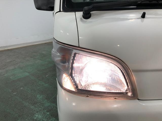 ハイゼットトラックエアコン・パワステ　スペシャル　走行９５８１キロ／５ＭＴ一年保証・走行距離無制限走行９５８１キロ　２ＷＤ　５ＭＴ　純正ゴムマット　荷台マット　ＡＭＦＭラジオ　板キー　作業灯（埼玉県）の中古車