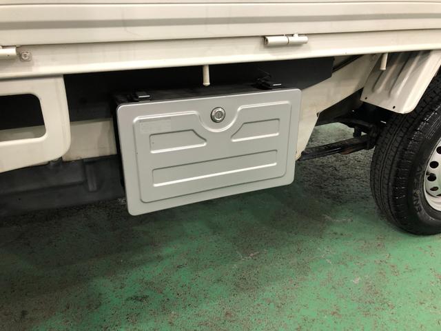 ハイゼットトラックエアコン・パワステ　スペシャル　走行９５８１キロ／５ＭＴ一年保証・走行距離無制限走行９５８１キロ　２ＷＤ　５ＭＴ　純正ゴムマット　荷台マット　ＡＭＦＭラジオ　板キー　作業灯（埼玉県）の中古車