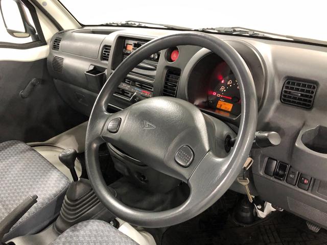 ハイゼットトラックエアコン・パワステ　スペシャル　走行９５８１キロ／５ＭＴ一年保証・走行距離無制限走行９５８１キロ　２ＷＤ　５ＭＴ　純正ゴムマット　荷台マット　ＡＭＦＭラジオ　板キー　作業灯（埼玉県）の中古車