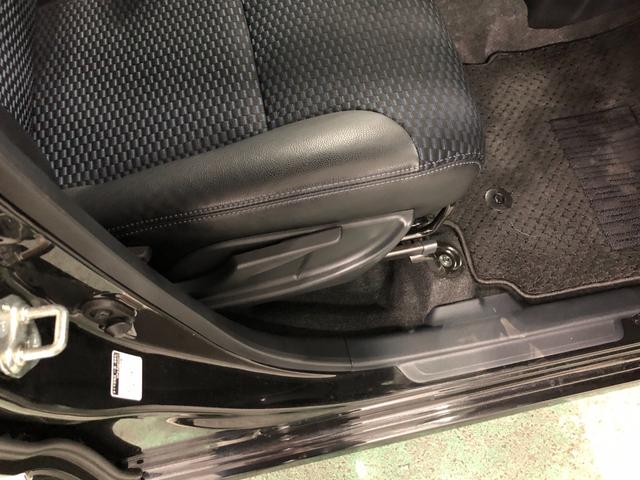 タントカスタムＸ　走行５５６０５キロ／後席モニター／大型ナビ一年保証・走行距離無制限走行５５６０５キロ　フルセグナビ　ブルートゥース　全周囲カメラ　ドラレコ　後席モニター　ＥＴＣ　クリアランスソナー　ＬＥＤヘッドライト　シートヒーター　両側電動スライドドア（埼玉県）の中古車