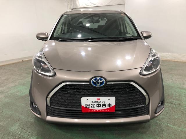 シエンタハイブリッドＧクエロ　走行２３０１２キロ／ナビ／全周囲カメラ一年保証・走行距離無制限　走行２３０１２キロ　純正フルセグナビ　ＴＶ　ＣＤ　ＤＶＤ　ＢＴオーディオ　全周囲カメラ　ドラレコ　ＥＴＣ　オートライト　ＬＥＤヘッドライト　両側電動スライドドア（埼玉県）の中古車