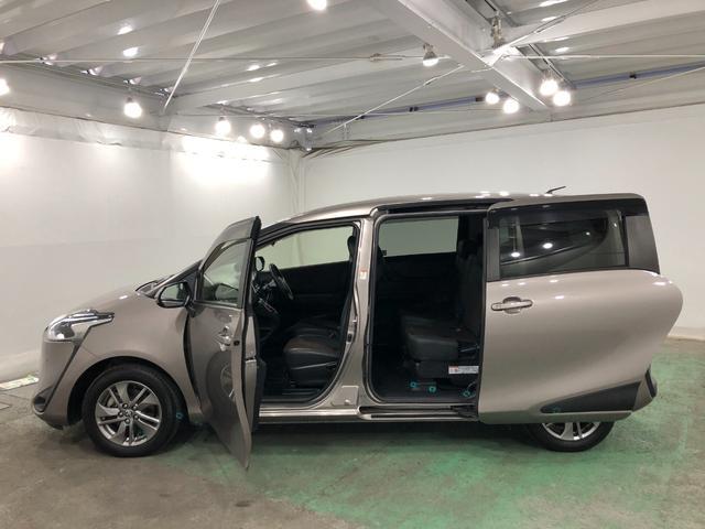 シエンタハイブリッドＧクエロ　走行２３０１２キロ／ナビ／全周囲カメラ一年保証・走行距離無制限　走行２３０１２キロ　純正フルセグナビ　ＴＶ　ＣＤ　ＤＶＤ　ＢＴオーディオ　全周囲カメラ　ドラレコ　ＥＴＣ　オートライト　ＬＥＤヘッドライト　両側電動スライドドア（埼玉県）の中古車