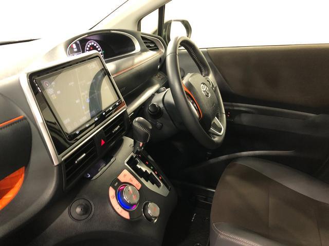 シエンタハイブリッドＧクエロ　走行２３０１２キロ／ナビ／全周囲カメラ一年保証・走行距離無制限　走行２３０１２キロ　純正フルセグナビ　ＴＶ　ＣＤ　ＤＶＤ　ＢＴオーディオ　全周囲カメラ　ドラレコ　ＥＴＣ　オートライト　ＬＥＤヘッドライト　両側電動スライドドア（埼玉県）の中古車