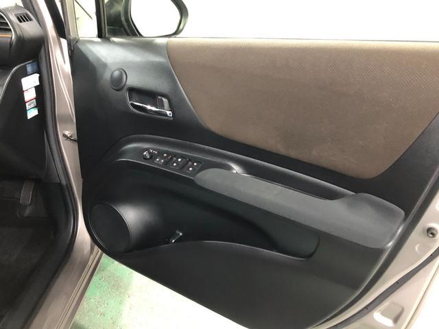 シエンタハイブリッドＧクエロ　走行２３０１２キロ／ナビ／全周囲カメラ一年保証・走行距離無制限　走行２３０１２キロ　純正フルセグナビ　ＴＶ　ＣＤ　ＤＶＤ　ＢＴオーディオ　全周囲カメラ　ドラレコ　ＥＴＣ　オートライト　ＬＥＤヘッドライト　両側電動スライドドア（埼玉県）の中古車