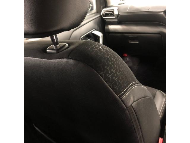 ロッキープレミアム　車検整備付／走行８８１６３キロ／ナビ／ドラレコ１年保証距離無制限　走行距離８８１６３キロ　純正フルセグナビ　バックカメラ　ドラレコ　純正マット　サイドエアバッグ　ＬＥＤヘッドランプ　アイドリングストップ　シートヒーター　オート格納式ドアミラー（埼玉県）の中古車