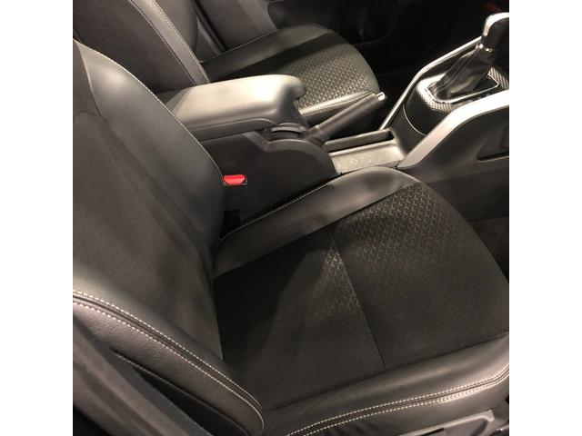 ロッキープレミアム　車検整備付／走行８８１６３キロ／ナビ／ドラレコ１年保証距離無制限　走行距離８８１６３キロ　純正フルセグナビ　バックカメラ　ドラレコ　純正マット　サイドエアバッグ　ＬＥＤヘッドランプ　アイドリングストップ　シートヒーター　オート格納式ドアミラー（埼玉県）の中古車