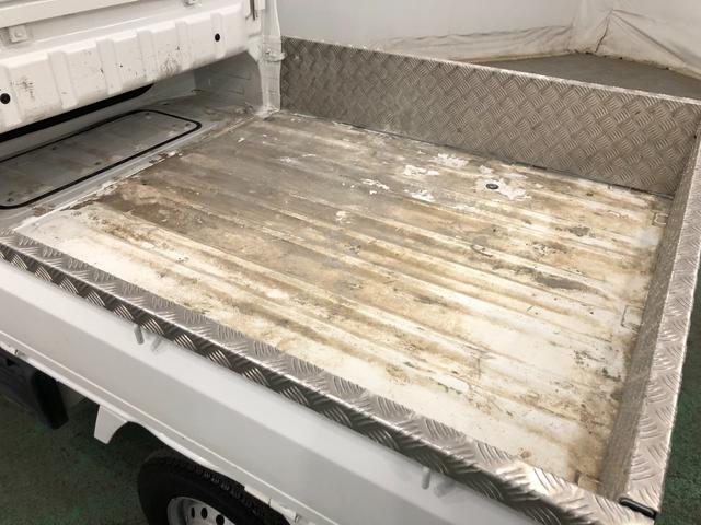 スーパーキャリイＸ　走行１６１８４キロ／タイヤ４本交換／ＥＴＣ一年保証・走行距離無制限走行１６１８４キロ　タイヤ４本交換　ＥＴＣ　純正カーペットマット　作業灯　５ＭＴ　キーレス　ＣＤＳチューナー（埼玉県）の中古車