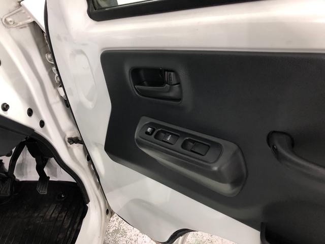 スーパーキャリイＸ　走行１６１８４キロ／タイヤ４本交換／ＥＴＣ一年保証・走行距離無制限走行１６１８４キロ　タイヤ４本交換　ＥＴＣ　純正カーペットマット　作業灯　５ＭＴ　キーレス　ＣＤＳチューナー（埼玉県）の中古車