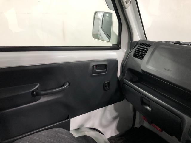 スーパーキャリイＸ　走行１６１８４キロ／タイヤ４本交換／ＥＴＣ一年保証・走行距離無制限走行１６１８４キロ　タイヤ４本交換　ＥＴＣ　純正カーペットマット　作業灯　５ＭＴ　キーレス　ＣＤＳチューナー（埼玉県）の中古車