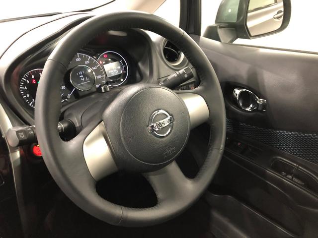 ノートエアロスタイル　走行３９６３８キロ／フルセグナビ／Ｂカメラ１年保証距離無制限　走行距離３９６３８キロ　フルセグナビ　バックカメラ　ブルートゥース　純正カーペットマット　助手席エアバッグ　電動格納式ドアミラー（埼玉県）の中古車