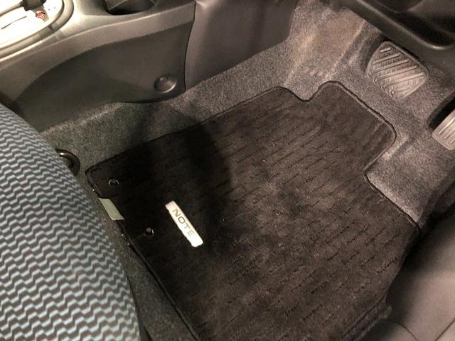 ノートエアロスタイル　走行３９６３８キロ／フルセグナビ／Ｂカメラ１年保証距離無制限　走行距離３９６３８キロ　フルセグナビ　バックカメラ　ブルートゥース　純正カーペットマット　助手席エアバッグ　電動格納式ドアミラー（埼玉県）の中古車