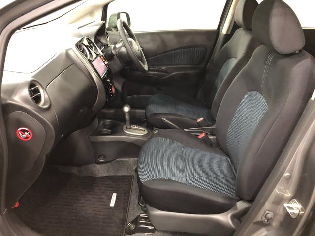 ノートエアロスタイル　走行３９６３８キロ／フルセグナビ／Ｂカメラ１年保証距離無制限　走行距離３９６３８キロ　フルセグナビ　バックカメラ　ブルートゥース　純正カーペットマット　助手席エアバッグ　電動格納式ドアミラー（埼玉県）の中古車