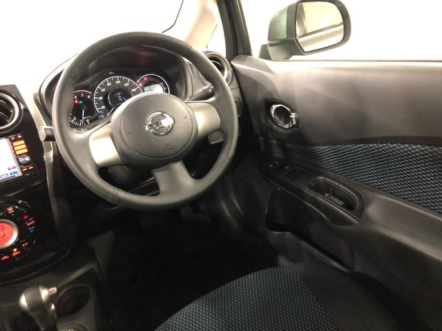 ノートエアロスタイル　走行３９６３８キロ／フルセグナビ／Ｂカメラ１年保証距離無制限　走行距離３９６３８キロ　フルセグナビ　バックカメラ　ブルートゥース　純正カーペットマット　助手席エアバッグ　電動格納式ドアミラー（埼玉県）の中古車