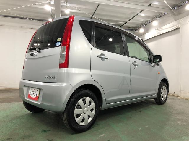 ムーヴＬ　車検整備付／ＭＴ車／走行３３２７４キロ／フルセグナビ１年保証距離無制限　走行距離３３２７４キロ　車検整備付　マニュアル車　助手席エアバッグ　フルセグナビ　ブルートゥース　純正カーペットマット　キーレスエントリー（埼玉県）の中古車