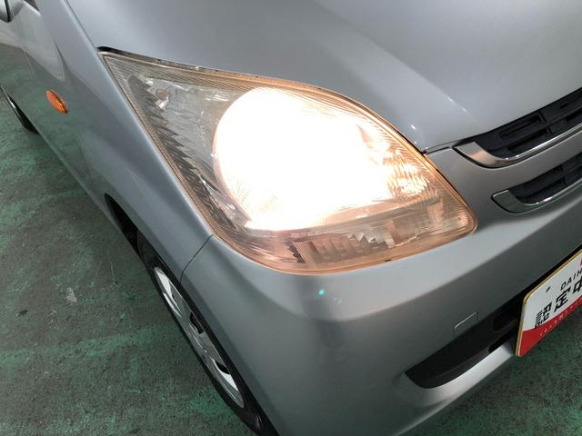 ムーヴＬ　車検整備付／ＭＴ車／走行３３２７４キロ／フルセグナビ１年保証距離無制限　走行距離３３２７４キロ　車検整備付　マニュアル車　助手席エアバッグ　フルセグナビ　ブルートゥース　純正カーペットマット　キーレスエントリー（埼玉県）の中古車