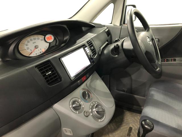 ムーヴＬ　車検整備付／ＭＴ車／走行３３２７４キロ／フルセグナビ１年保証距離無制限　走行距離３３２７４キロ　車検整備付　マニュアル車　助手席エアバッグ　フルセグナビ　ブルートゥース　純正カーペットマット　キーレスエントリー（埼玉県）の中古車