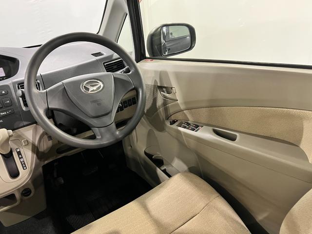 ムーヴL 走行79901キロ/キーレス/CDチューナー一年保証・走行距離無制限走行79901キロ 助手席エアバック 純正カーペットマット アイドリングストップ ベンチシート キーレス(埼玉県)の中古車