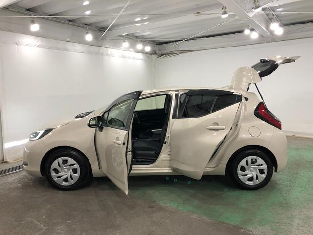 アクアＧ　走行１１２２０キロ／ＴＶレスナビ／全周囲カメラ／ドラレコ１年保証距離無制限　走行距離１１２２０キロ　ＴＶレスナビ　全周囲カメラ　ブルートゥース　ドラレコ　純正マット　助手席エアバッグ　ＬＥＤヘッドランプ　オート格納式ドアミラー　ＵＳＢソケット（埼玉県）の中古車