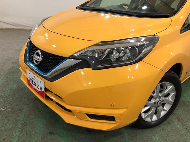 ノートｅ−パワー　Ｘ　走行３８９０１キロ／車検整備付／オートライト一年保証・走行距離無制限走行３８９０１キロ　車検整備付　助手席エアバック　純正カーペットマット　クリアランスソナー　オートライト（埼玉県）の中古車