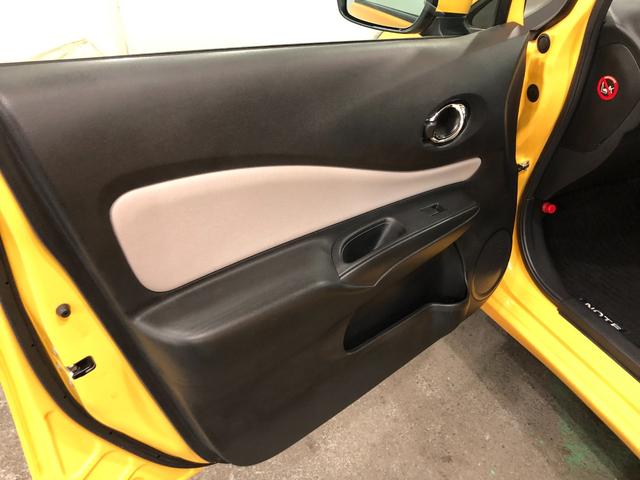 ノートｅ−パワー　Ｘ　走行３８９０１キロ／車検整備付／オートライト一年保証・走行距離無制限走行３８９０１キロ　車検整備付　助手席エアバック　純正カーペットマット　クリアランスソナー　オートライト（埼玉県）の中古車