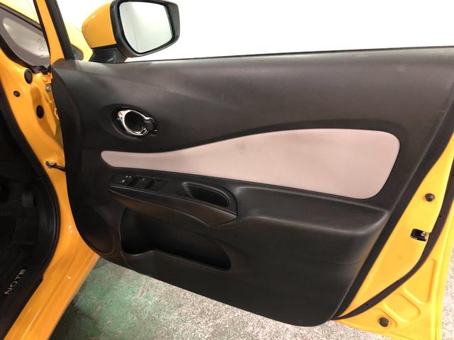 ノートｅ−パワー　Ｘ　走行３８９０１キロ／車検整備付／オートライト一年保証・走行距離無制限走行３８９０１キロ　車検整備付　助手席エアバック　純正カーペットマット　クリアランスソナー　オートライト（埼玉県）の中古車